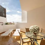 Place With A Large Terrace Apartamento